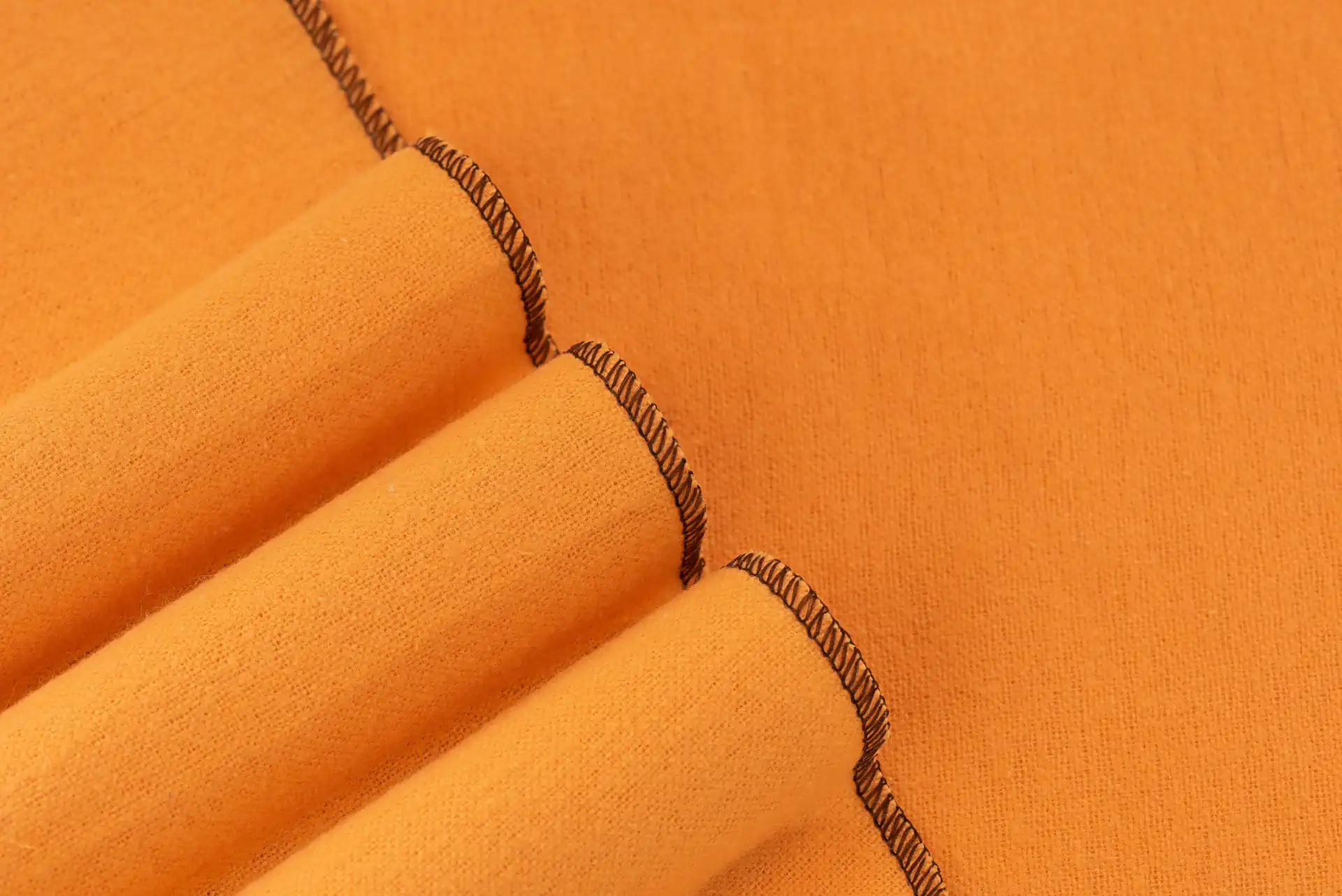 Franela naranja Banderita, detalle del tejido